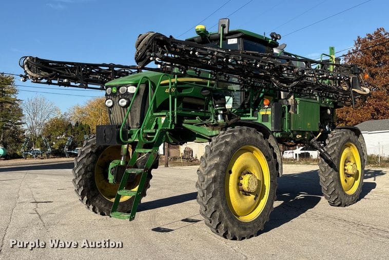2011 John Deere 4830 Equipment Image0