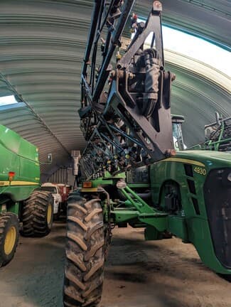 Image of John Deere 4930 equipment image 4