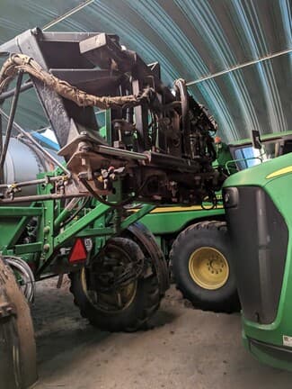 Image of John Deere 4930 equipment image 1