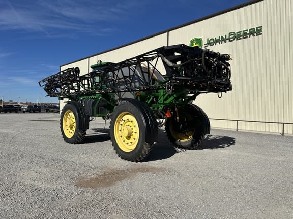 Image of John Deere 4940 equipment image 2