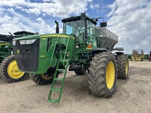 2011 John Deere 4940 Image