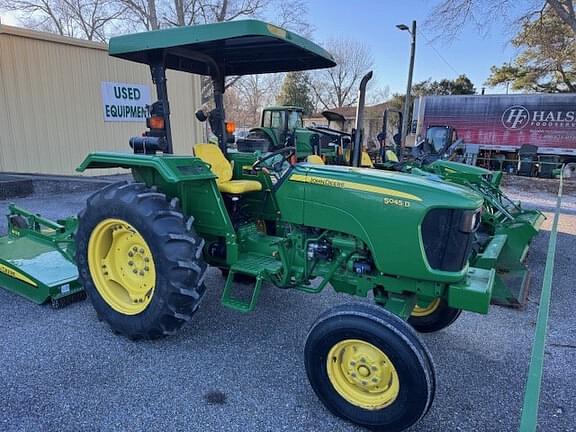 Image of John Deere 5045D equipment image 1