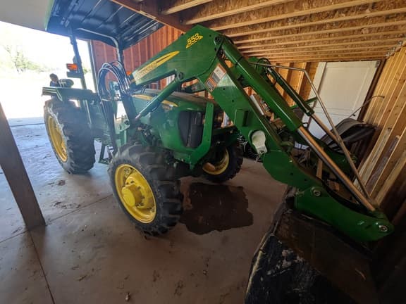 Image of John Deere 5045E Primary image
