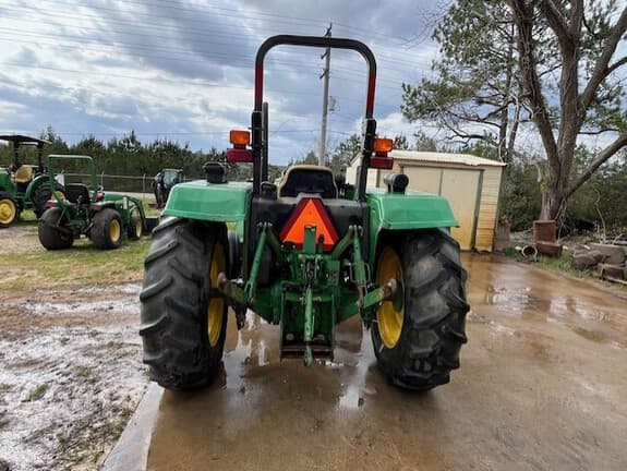 Image of John Deere 5055D equipment image 2