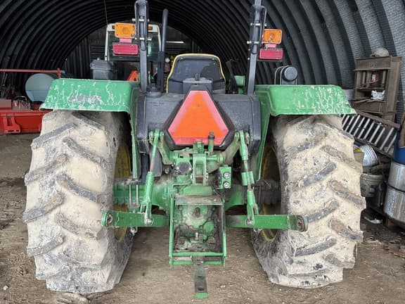 Image of John Deere 5055E equipment image 4