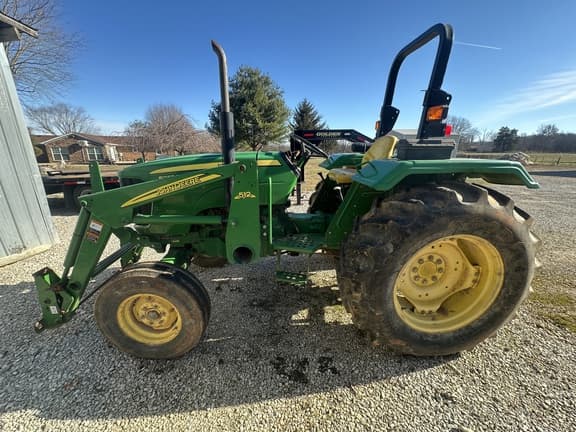 Image of John Deere 5065E equipment image 4