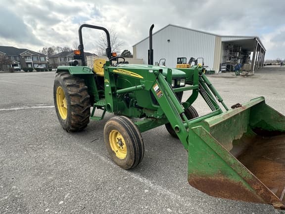 Image of John Deere 5065E equipment image 3