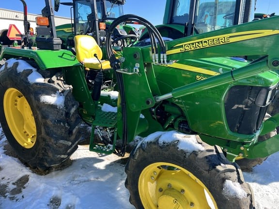 Main image John Deere 5065E