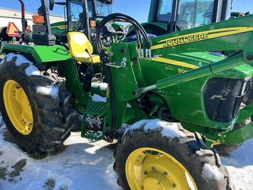 Main image John Deere 5065E