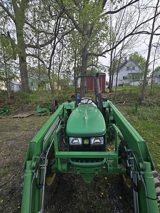 Image of John Deere 5075E equipment image 4