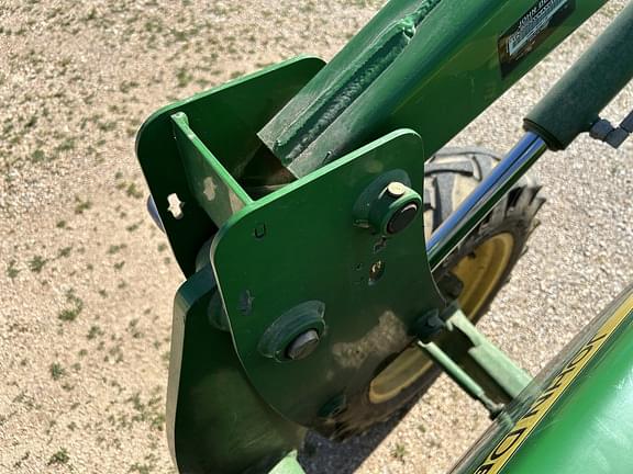 Image of John Deere 5075E equipment image 3