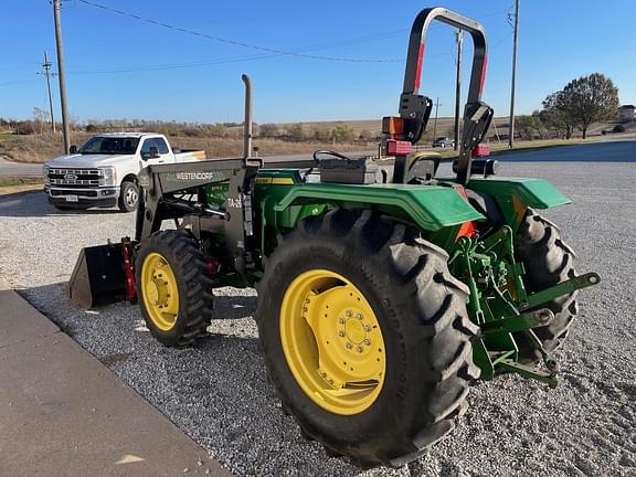 Image of John Deere 5075E equipment image 3