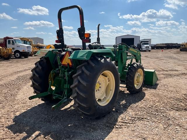 Image of John Deere 5075E equipment image 4