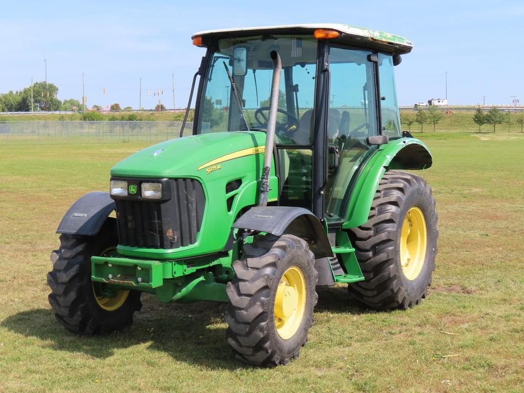 Image of John Deere 5075M Primary image