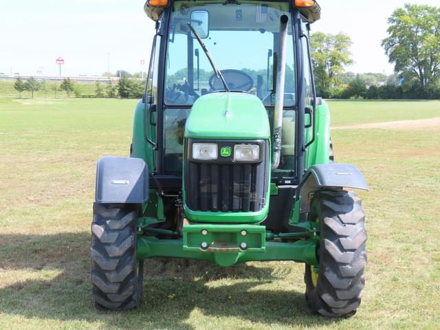 Image of John Deere 5075M equipment image 1