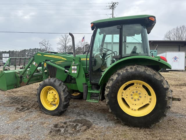 Image of John Deere 5083E equipment image 1