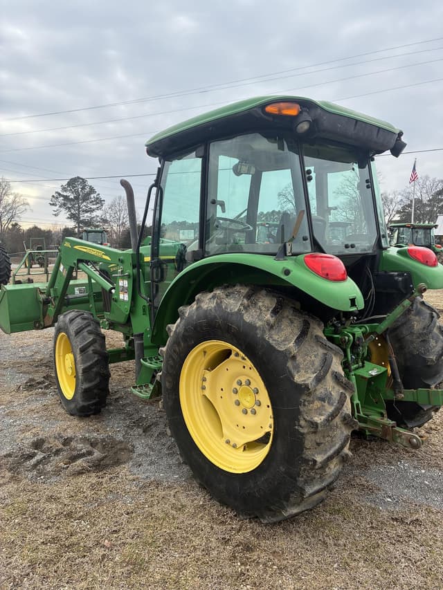 Image of John Deere 5083E equipment image 2