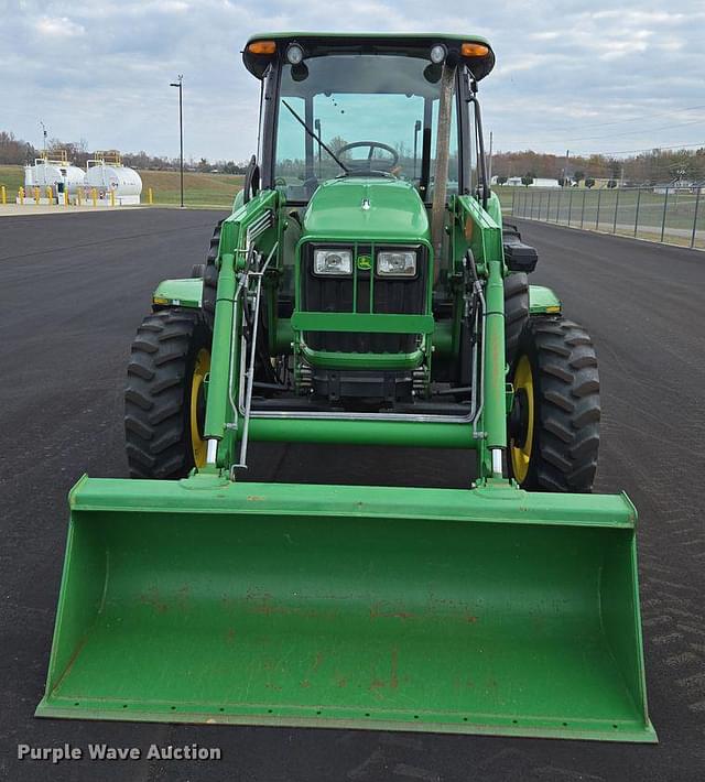 Image of John Deere 5083E equipment image 1