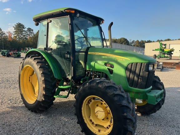 Main image John Deere 5085M
