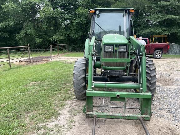 Image of John Deere 5093E equipment image 2