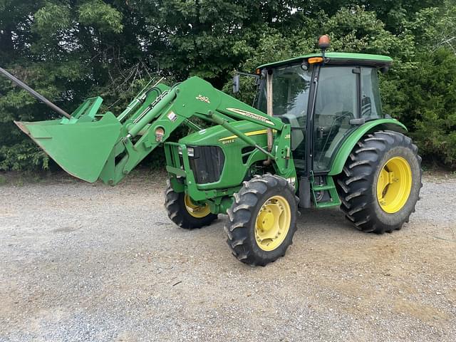 Image of John Deere 5093E equipment image 2