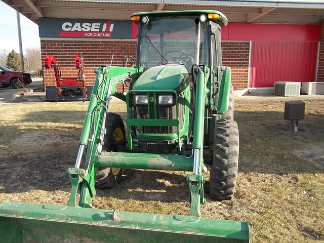 Image of John Deere 5093E equipment image 1