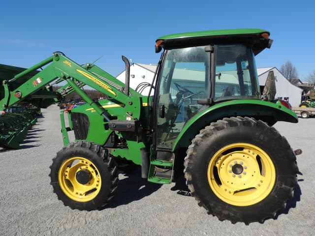Image of John Deere 5093E equipment image 1