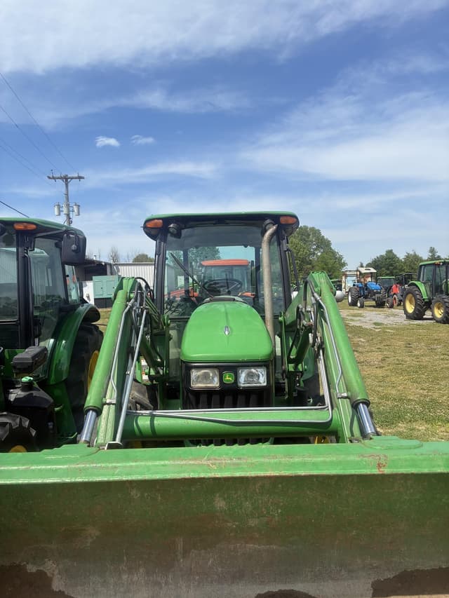 Image of John Deere 5093E equipment image 2