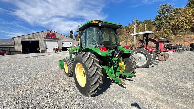 Image of John Deere 5095M equipment image 2