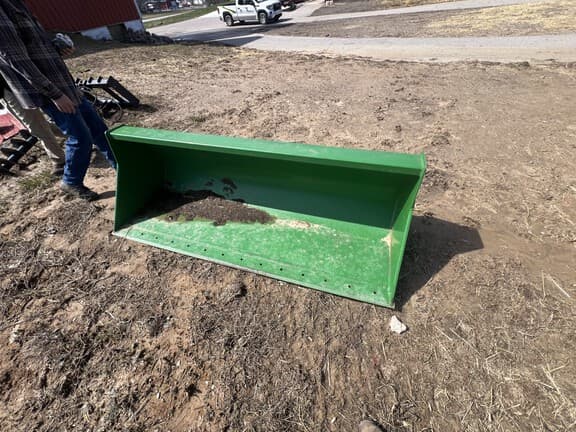 Image of John Deere 5101E equipment image 3