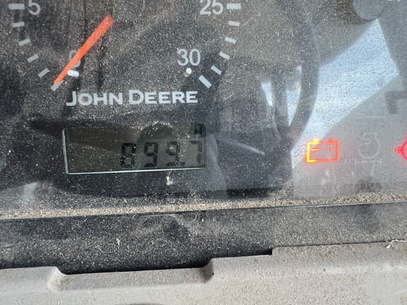 Image of John Deere 5101E equipment image 4