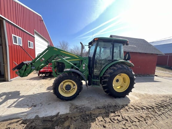 Main image John Deere 5101E