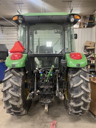 Image of John Deere 5101E equipment image 2