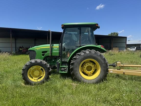 Image of John Deere 5101E Primary image