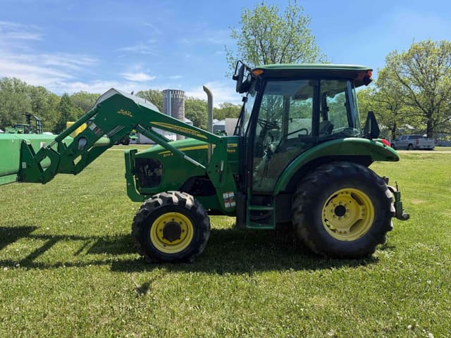 Image of John Deere 5101E equipment image 1