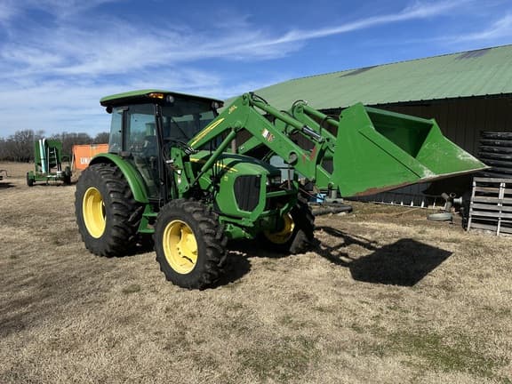 Image of John Deere 5105M Primary image