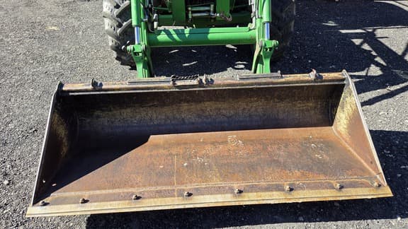 Image of John Deere 5105M equipment image 3
