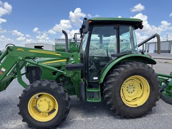 Main image John Deere 5105M