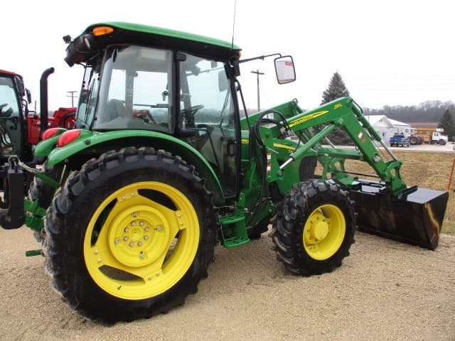 Image of John Deere 5105M equipment image 1