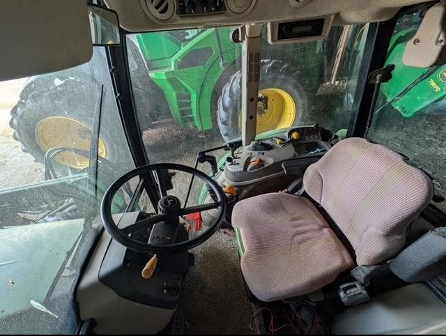 Image of John Deere 5105ML equipment image 3