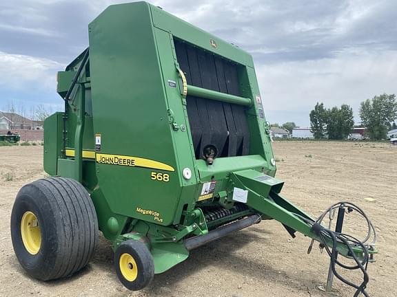 Image of John Deere 568 equipment image 4