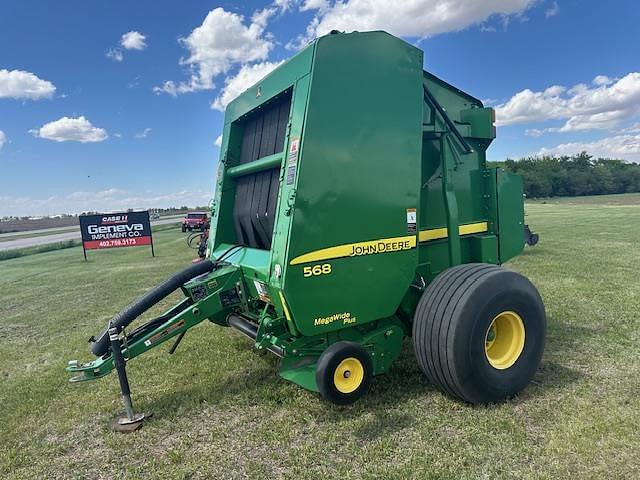 Image of John Deere 568 equipment image 1