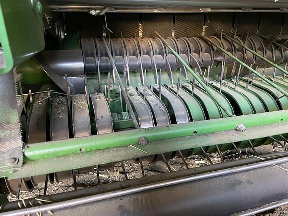 Image of John Deere 568 equipment image 1
