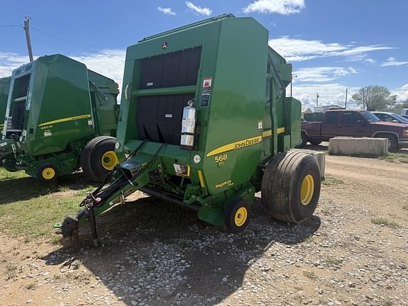 Image of John Deere 568 equipment image 4