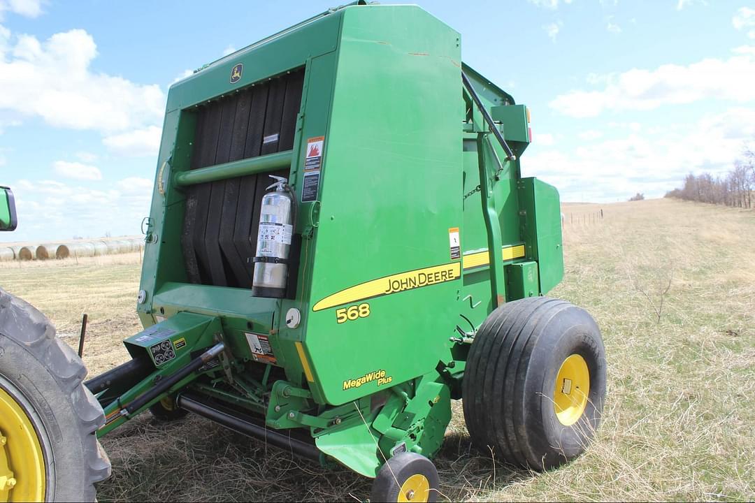 Image of John Deere 568 Primary image