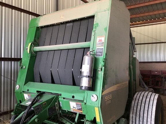 Image of John Deere 568 Primary image