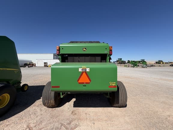 Image of John Deere 568 equipment image 2