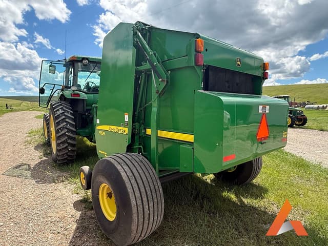 Image of John Deere 568 equipment image 2