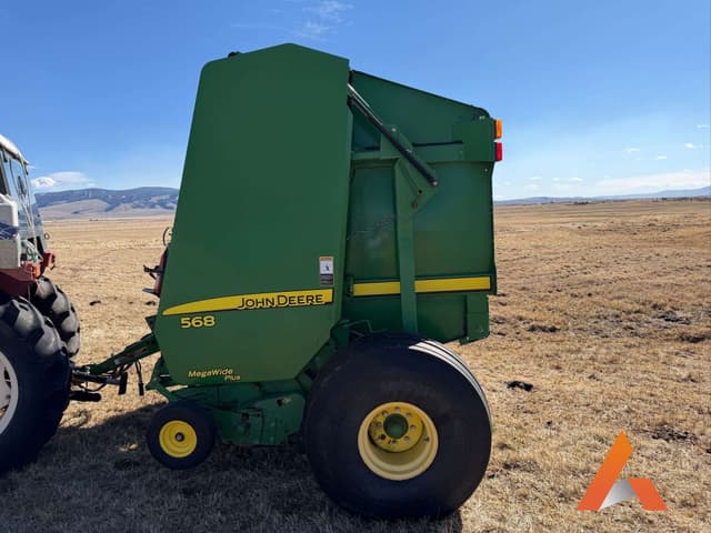 Image of John Deere 568 Mega Wide Plus equipment image 1
