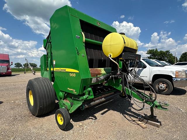 Image of John Deere 568 Mega Wide Plus equipment image 3
